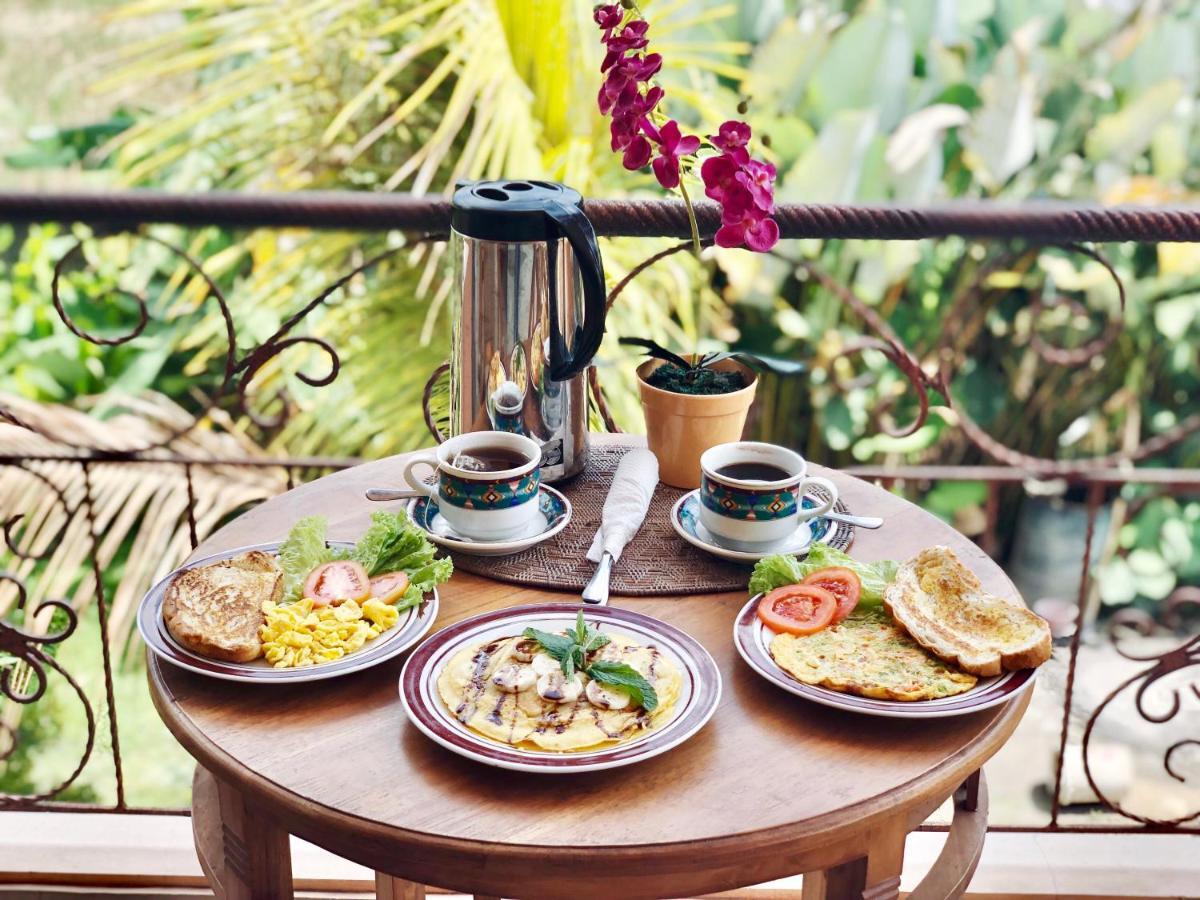Gusti Rai House Hotel Ubud  Bagian luar foto